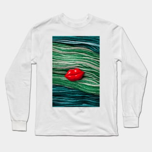 Red Lips On Yarn Long Sleeve T-Shirt